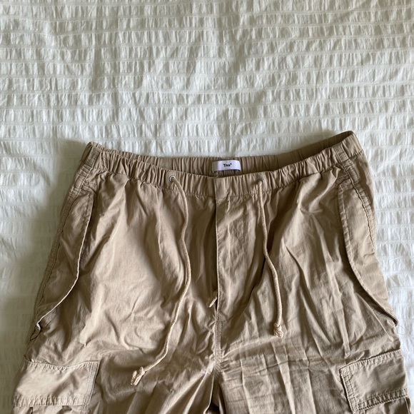 Aritzia Parachute Pant - Picture 4 of 5